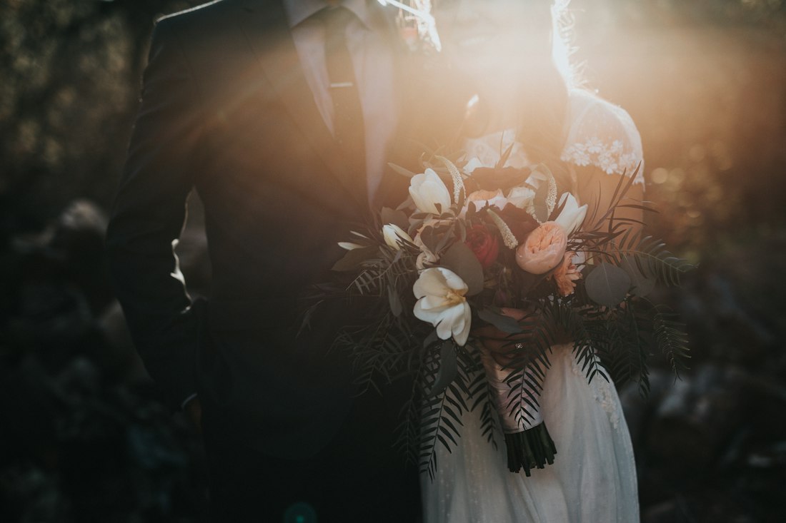 Celebração de casamento ao ar livre